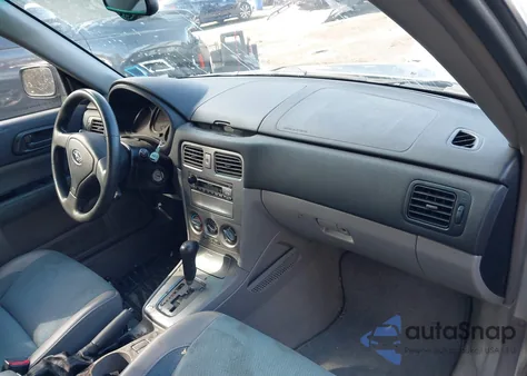 2005 Subaru Forester 2.5X z USA, uszkodzony, nr VIN JF1SG63695H721438